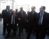 PROTESTA E MARCIA DEL PARLAMENTARI DEL PDL AL TRIBUNALE DI MILANO